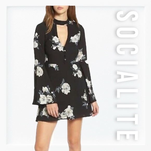 NWT Socialite Harper Floral Flared Sleeve Mini Dress sz XS - Picture 1 of 15